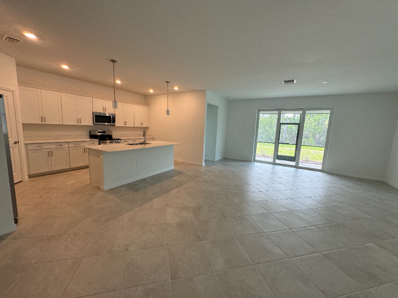 10899 Pinot Dr - Photo 3 of 11