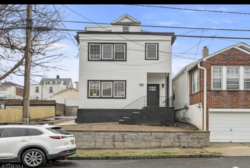 29 Mount Prospect Ave #2