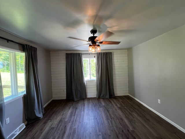 821 Pittsburgh Rd - Photo 2 of 20