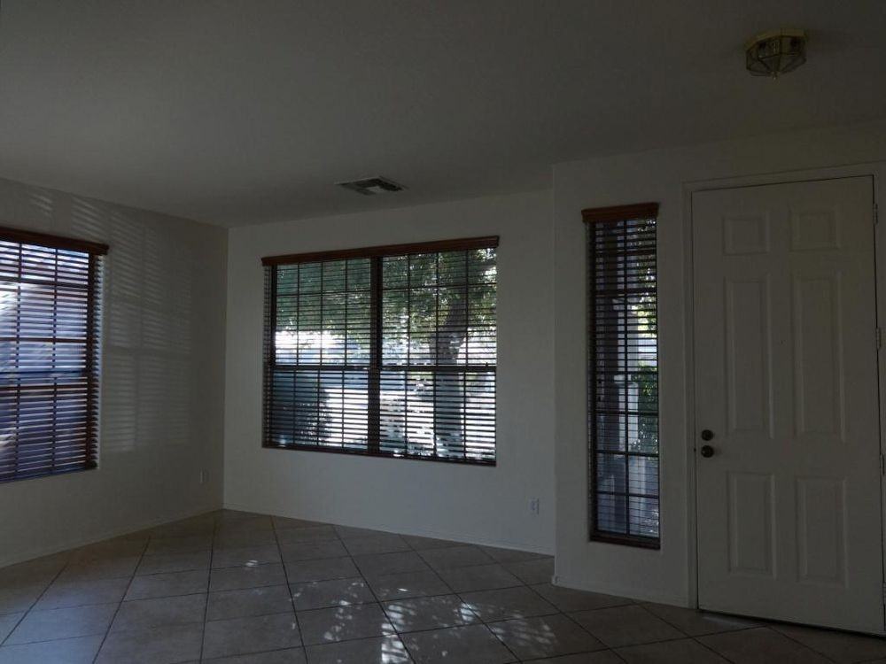 9030 W Mary Ann Dr - Photo 3 of 6