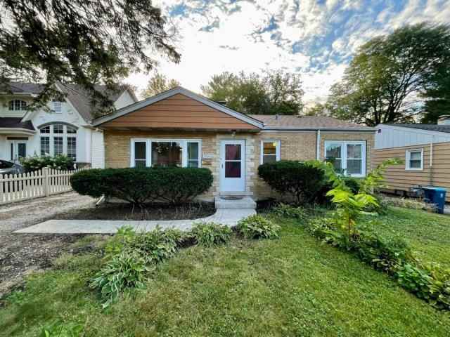 3920 Washington St - Photo 2 of 18