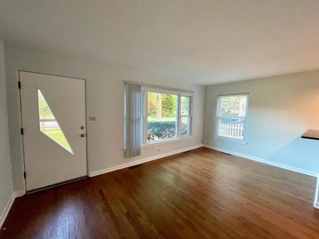 3920 Washington St - Photo 3 of 18