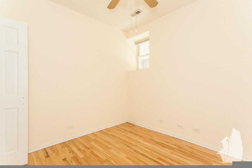 2320 North Southport Avenue - Photo 7 of 10