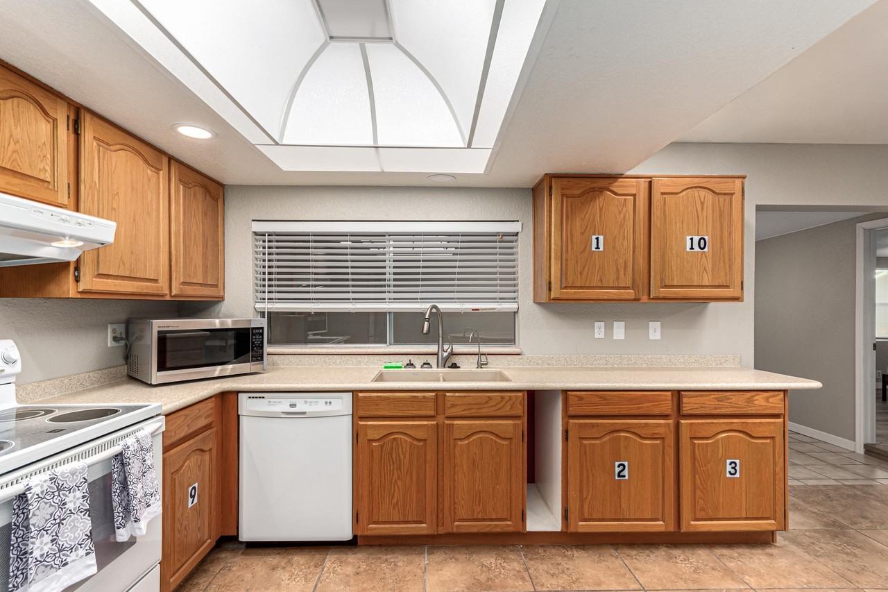 W Lindner Ave - Photo 5 of 18