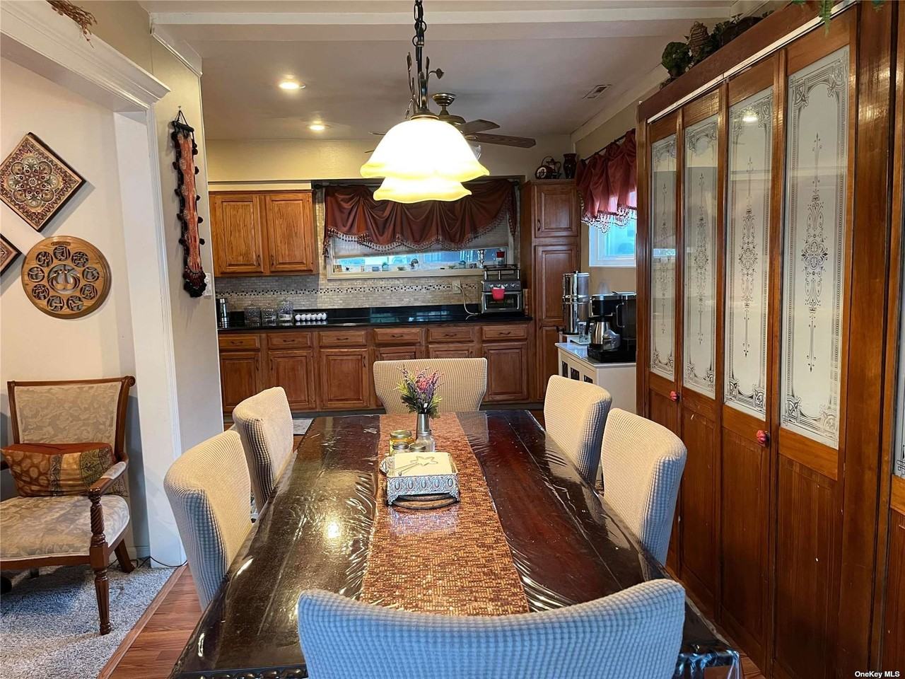 19 Vicksburg Dr - Photo 3 of 15