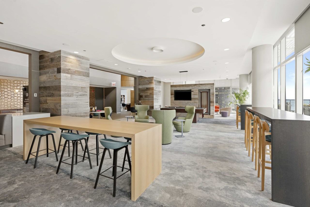 500 N Lake Shore Dr - Photo 6 of 26