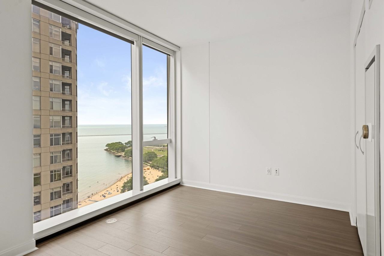 500 N Lake Shore Dr - Photo 6 of 30