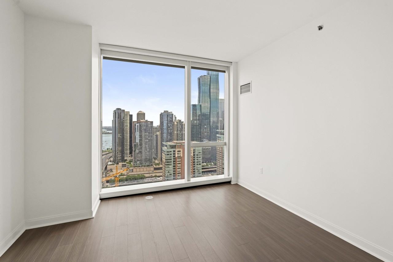 500 N Lake Shore Dr #2-2 - Photo 3 of 34