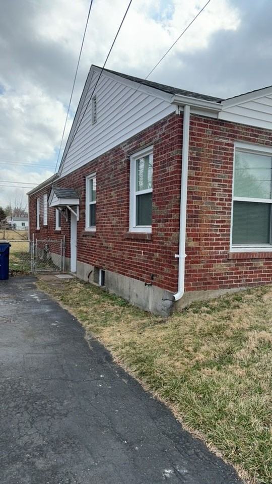 Woodson Rd. 2236 - 2238 - Photo 3 of 12