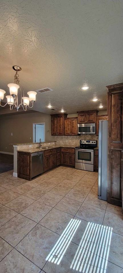 404 Almond Tree Ln - Photo 7 of 35