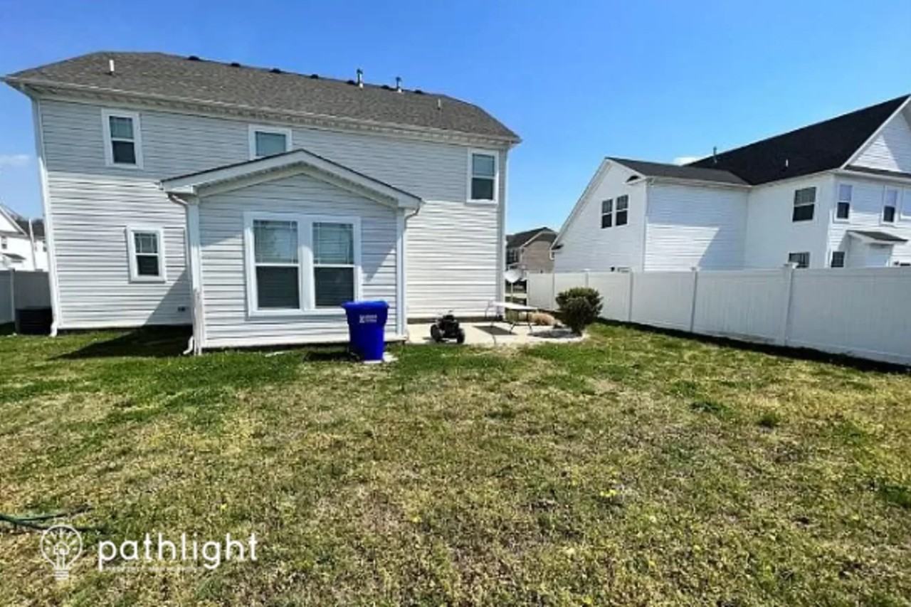 105 Jaclyn Dr - Photo 2 of 3