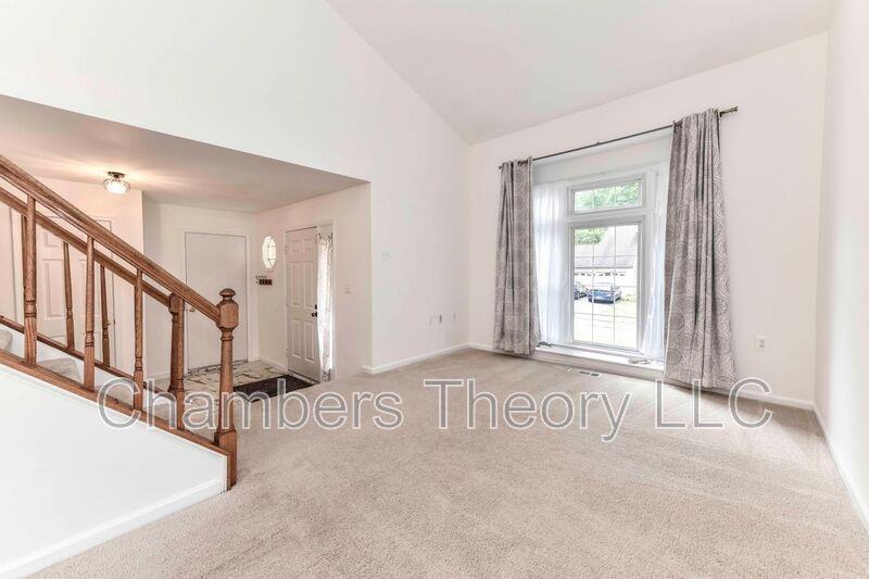13219 Ladybank Ln - Photo 7 of 32
