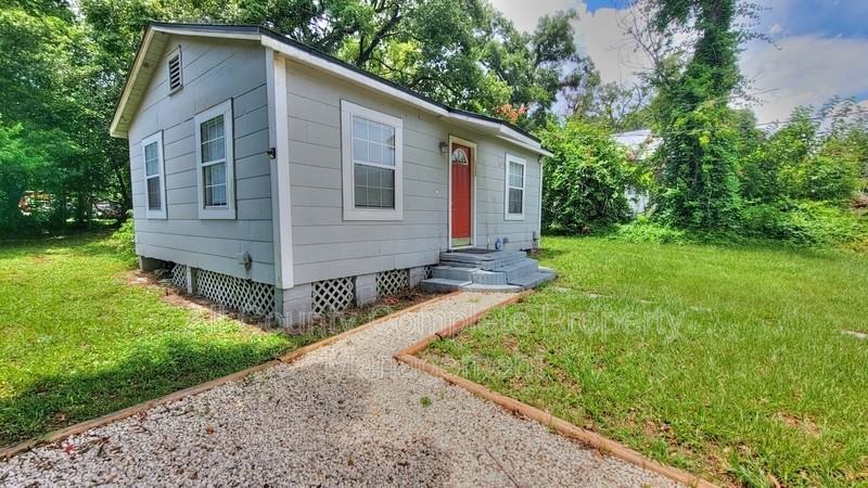 9248 9th Ave - Photo 3 of 30