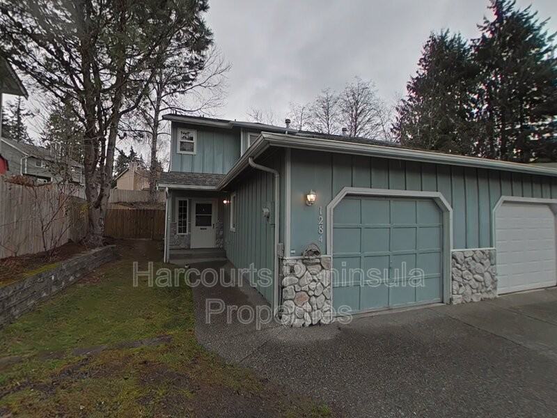 1284 Danskin Ln Nw - Photo 2 of 19