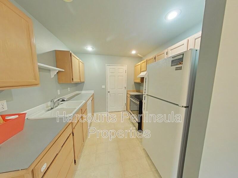 1284 Danskin Ln Nw - Photo 5 of 19