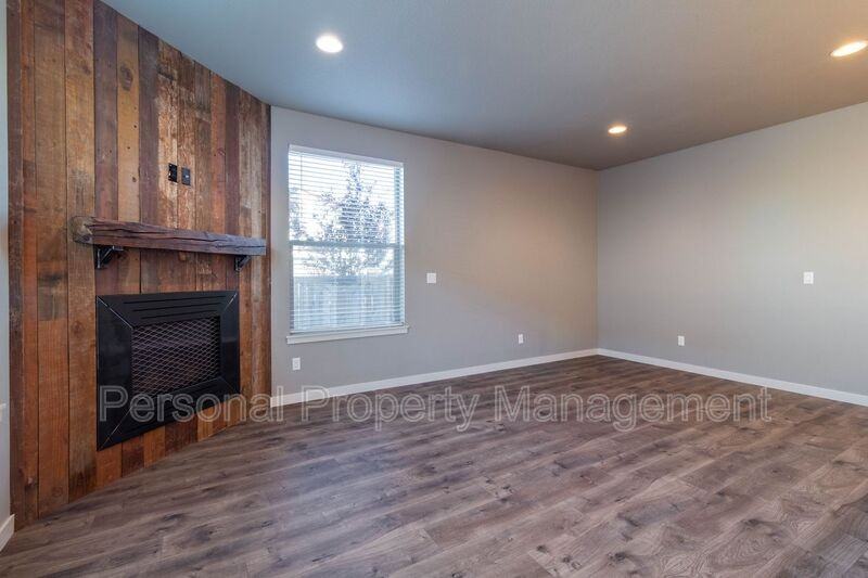 12201 Ne 115th St - Photo 3 of 15