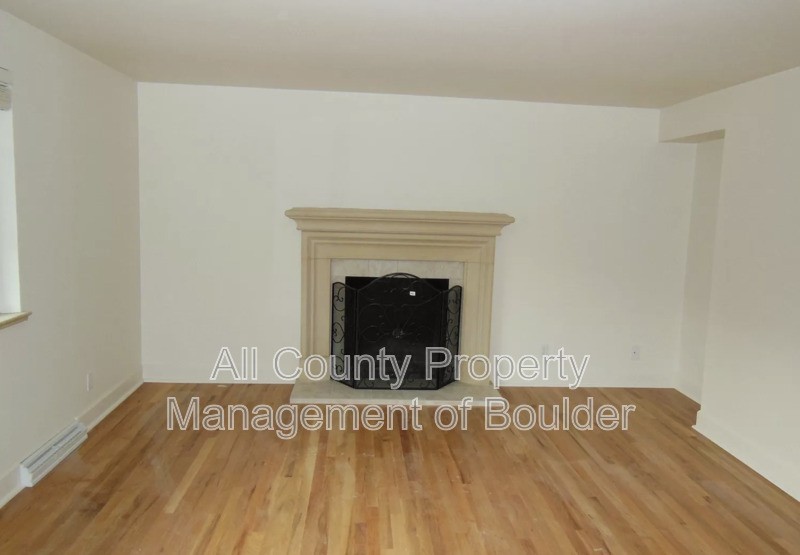 4890 Sioux Dr - Photo 3 of 20