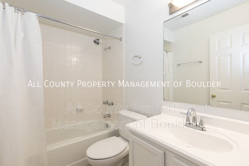 4670 White Rock Cir #8 - Photo 7 of 7