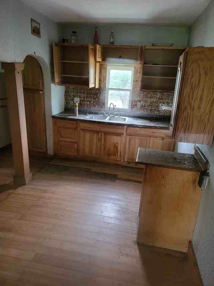 403 5th St #HOME - Photo 5 of 5