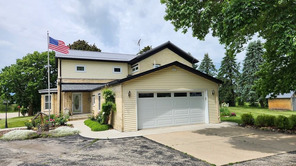 N778 Kaddatz Dr - Photo 2 of 27