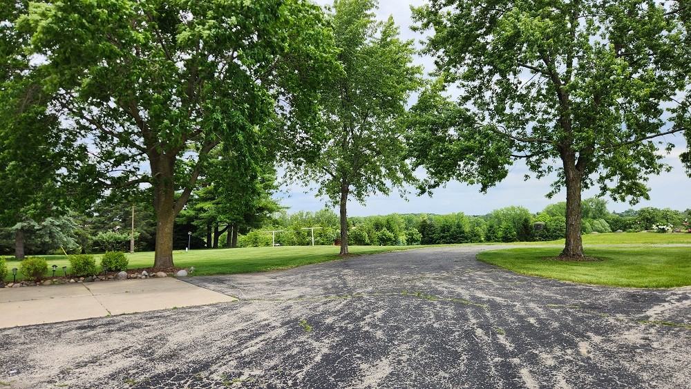 N778 Kaddatz Dr - Photo 3 of 27