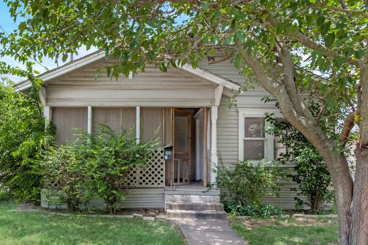 416 Wilcox St - Photo 2 of 17