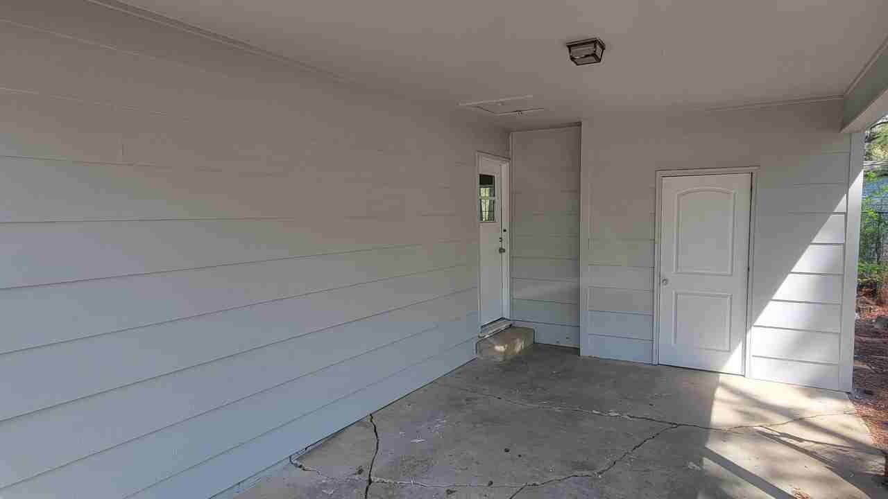 10608 Shannon Hills Dr - Photo 3 of 19