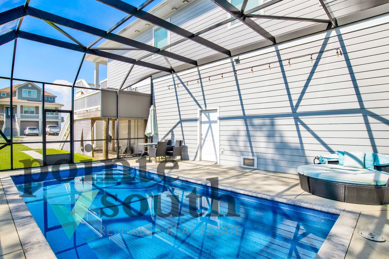 16262 Tarpon Dr - Photo 4 of 36