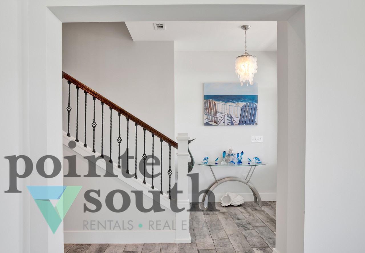 16262 Tarpon Dr - Photo 6 of 36