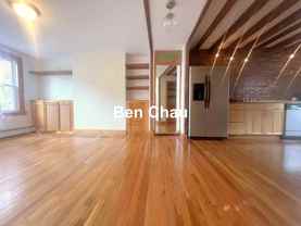 202 Harvard St #2 - Photo 1 of 1