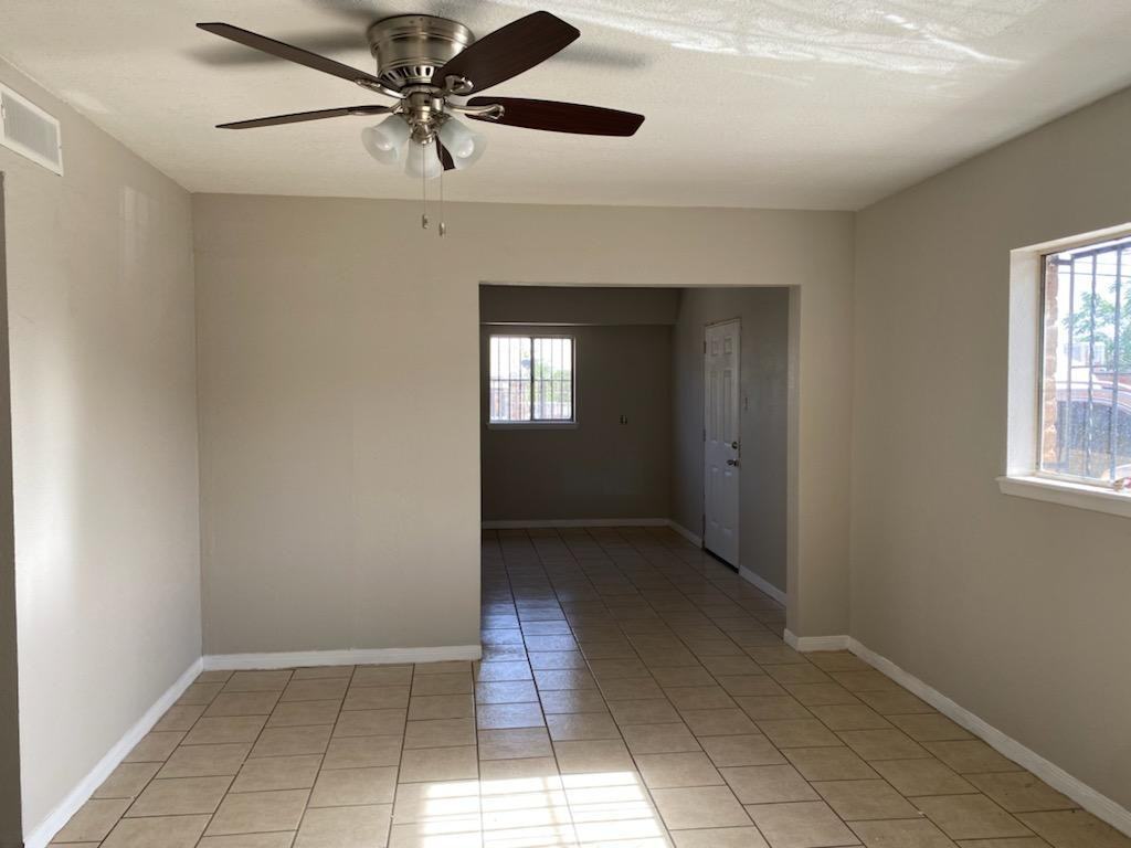 3518 E Yandell Dr #NA - Photo 2 of 5