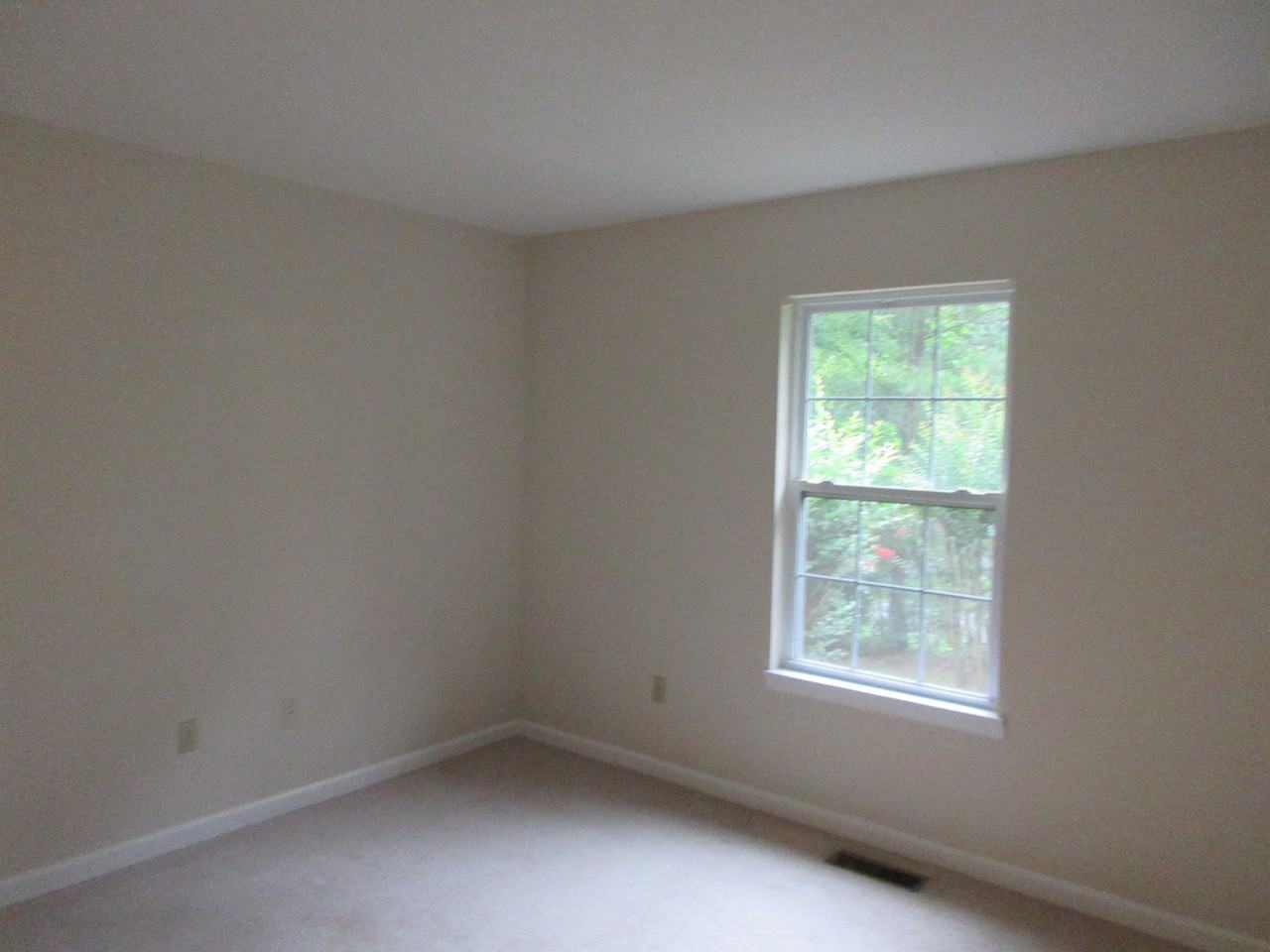 26 Begum Road - Photo 3 of 13