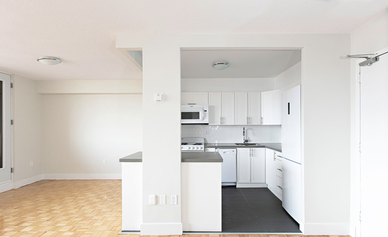 66 Spadina Avenue #206 - Photo 2 of 6