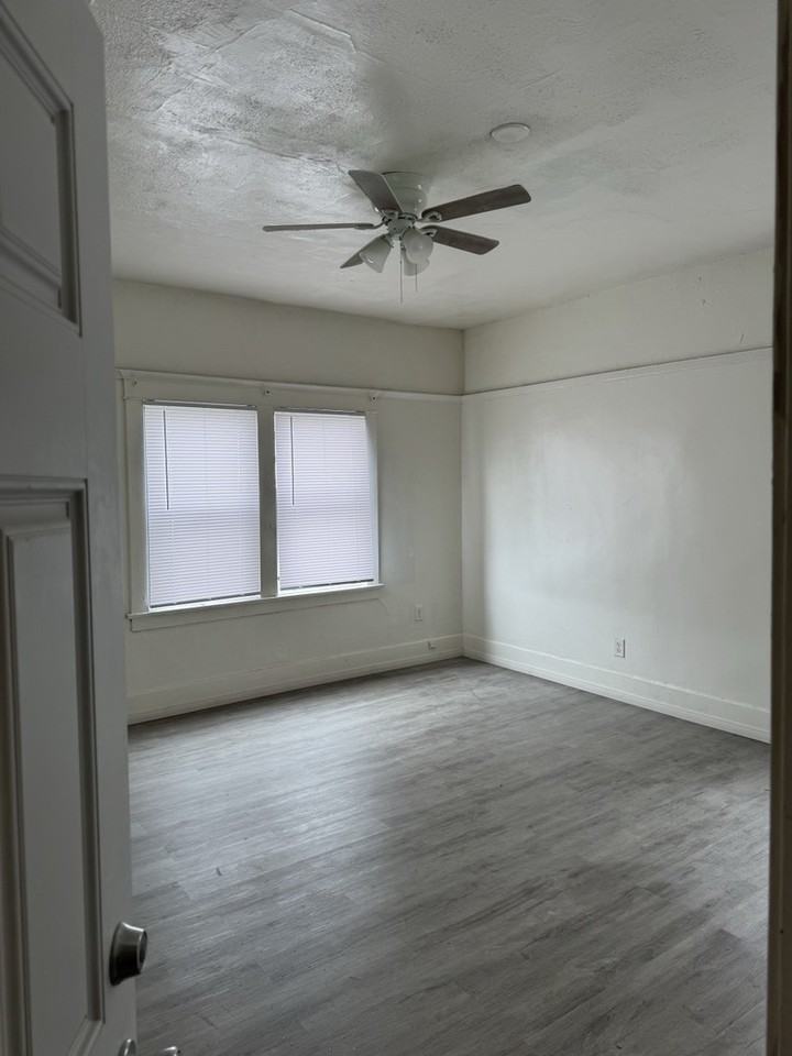 644 West 5th Street #7 - Photo 2 of 13