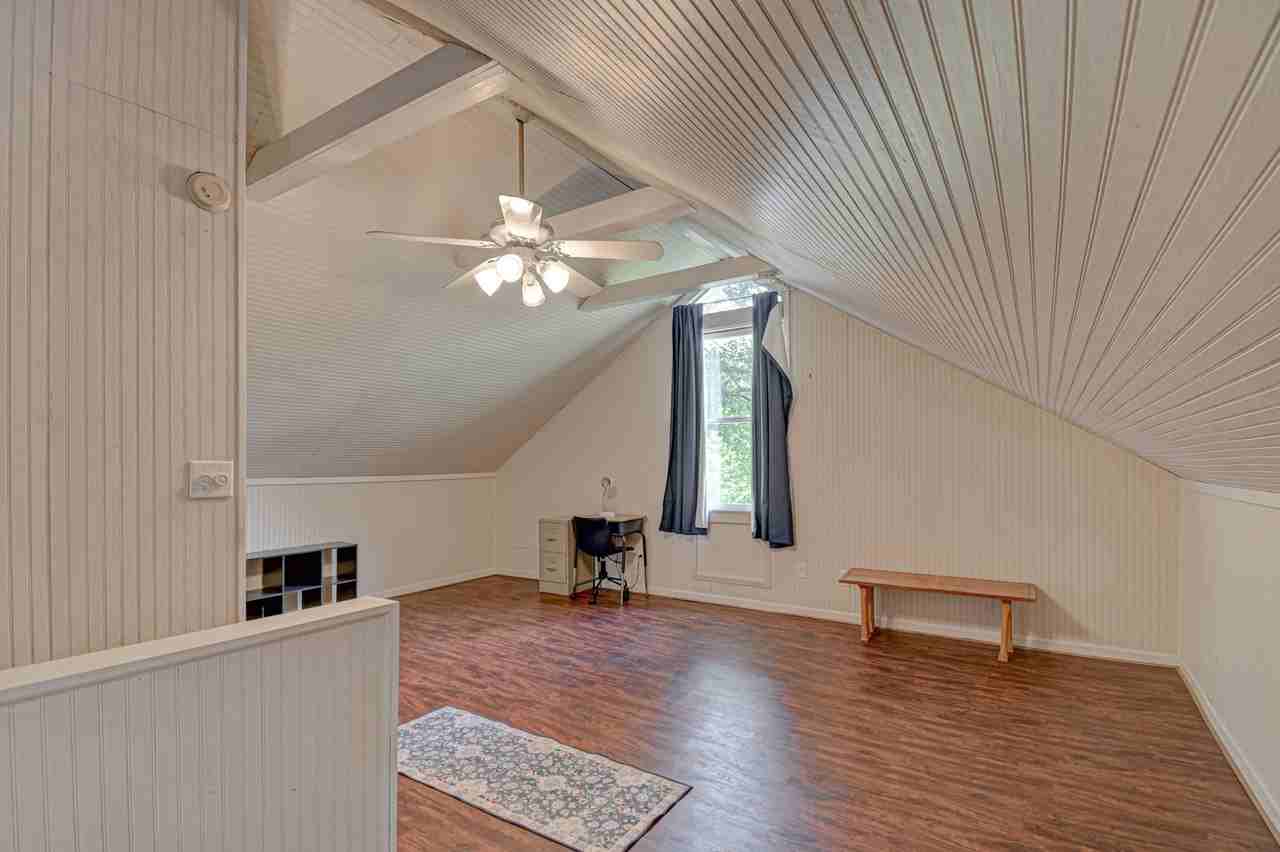 152 Rosedale Circle - Photo 3 of 28