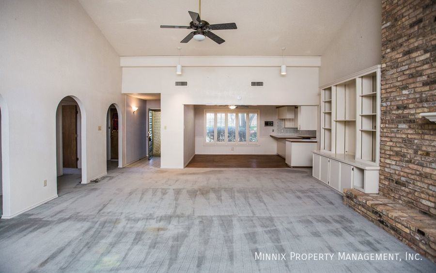 7713 Lynnhaven Avenue - Photo 7 of 43