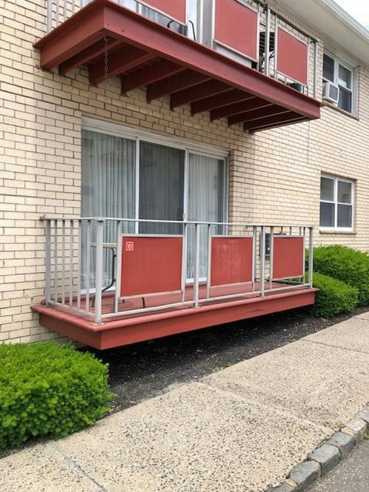 352 Hoover Ave #93 - Photo 2 of 8