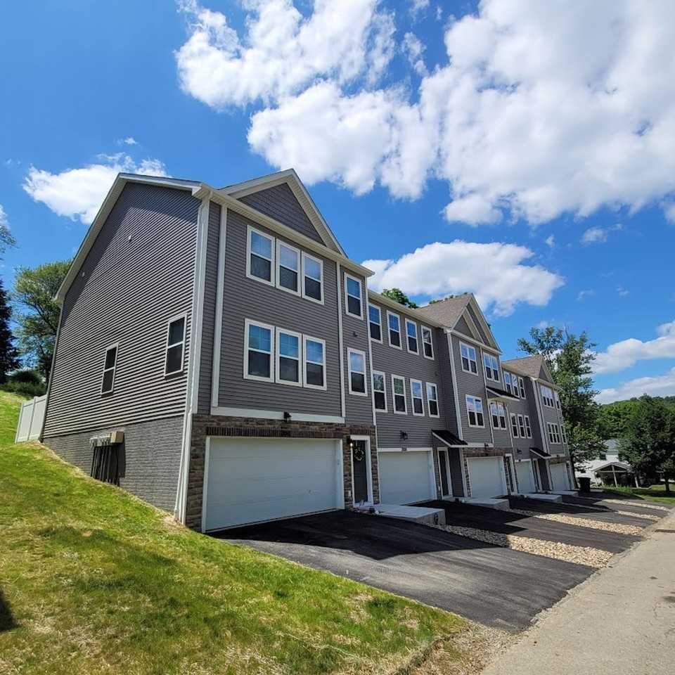 3004 Stefano Dr - Photo 2 of 27