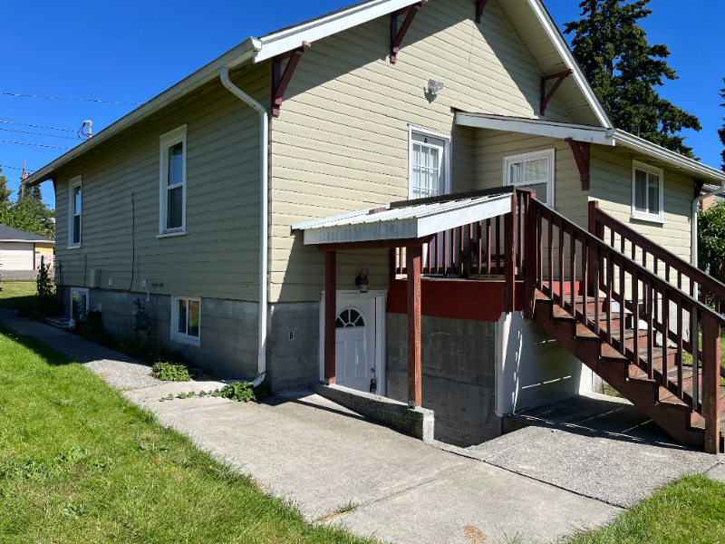 1708 S Durango St #B - Photo 2 of 17