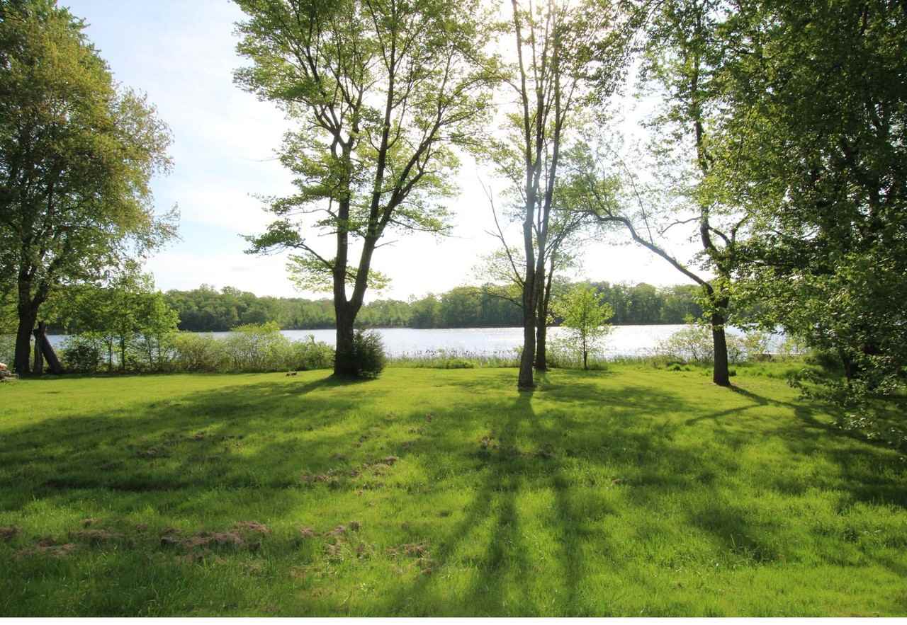 671 Broadway - Photo 3 of 17