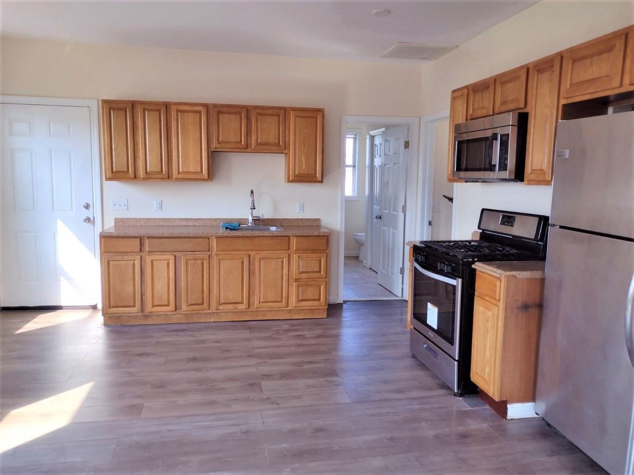 19 Social St - Photo 3 of 12