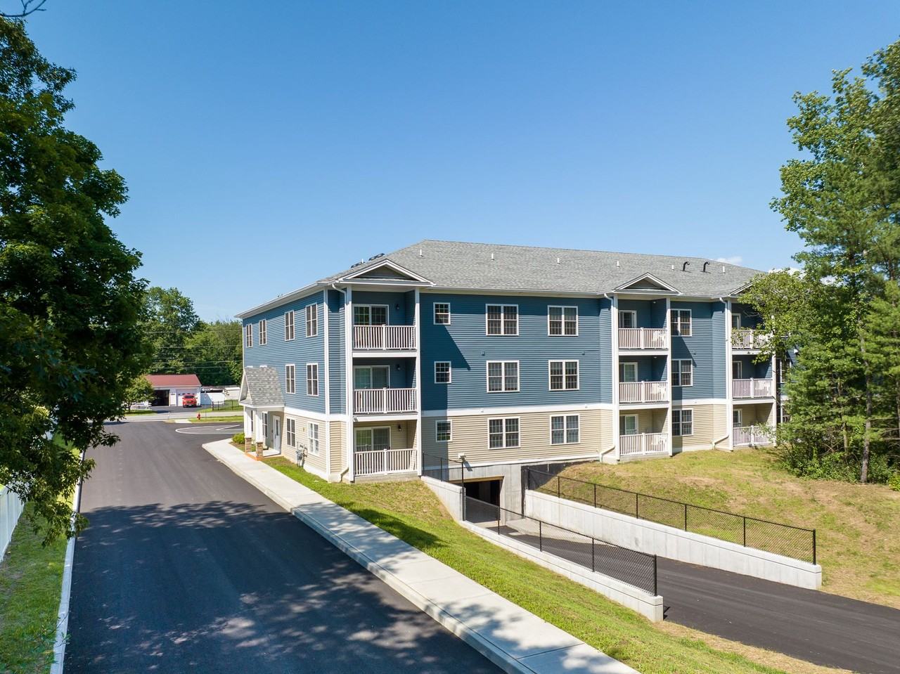 Pinecrest at Essex Independent Senior Living - Photo 2 of 36