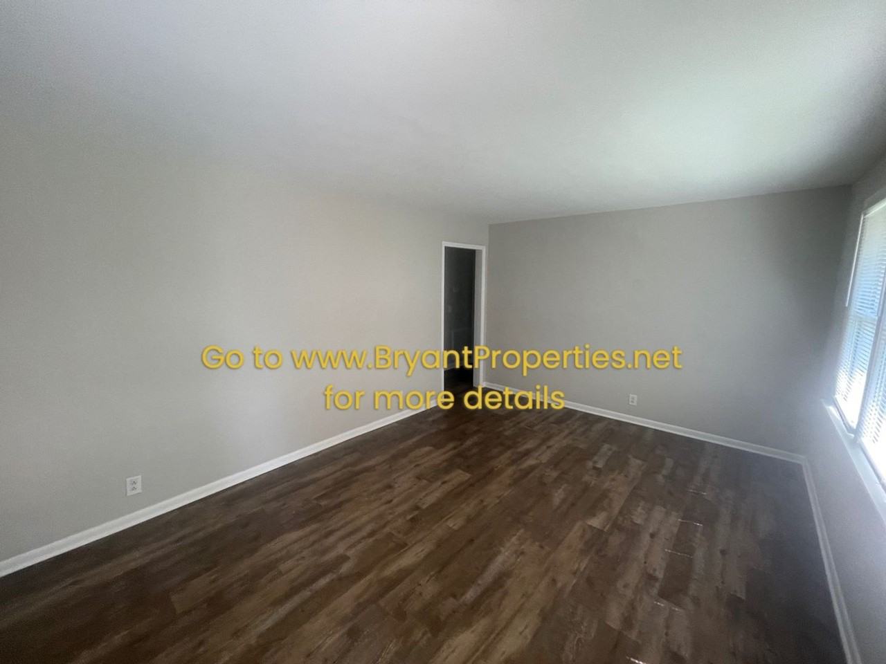 502B Utley Dr - Photo 2 of 12