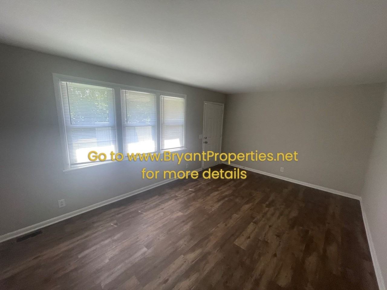 502B Utley Dr - Photo 3 of 12