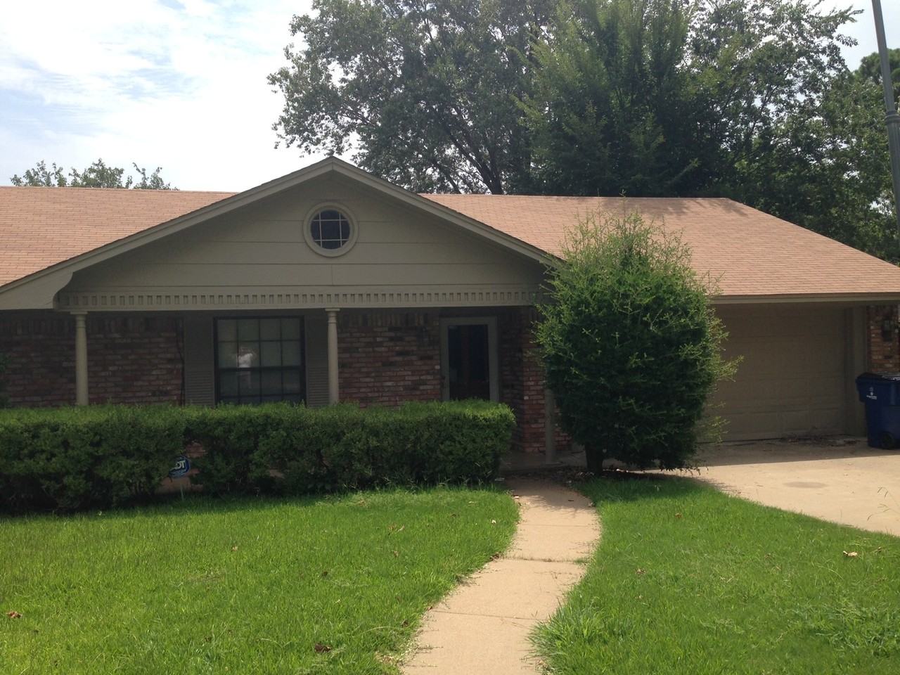 66 Haven Cir - Photo 2 of 13