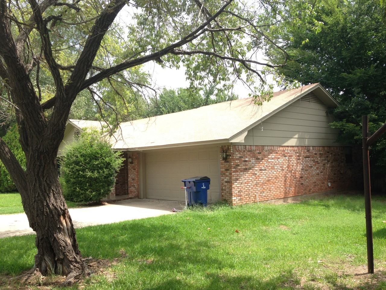 66 Haven Cir - Photo 3 of 13