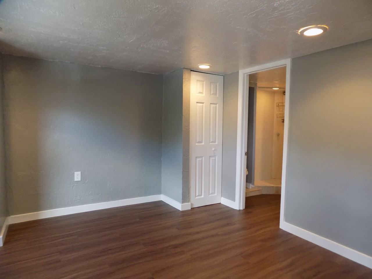 669 W Osceola St #A - Photo 4 of 6