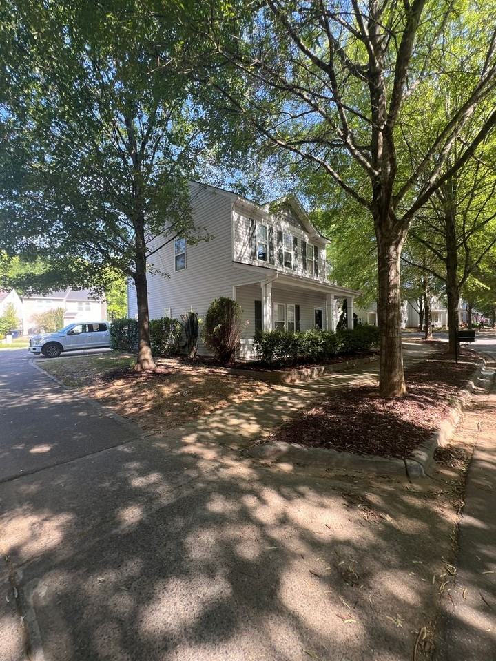 13129 Windy Lea Ln - Photo 3 of 18