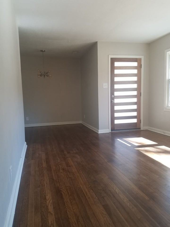 3380 Jackson Dr - Photo 3 of 23