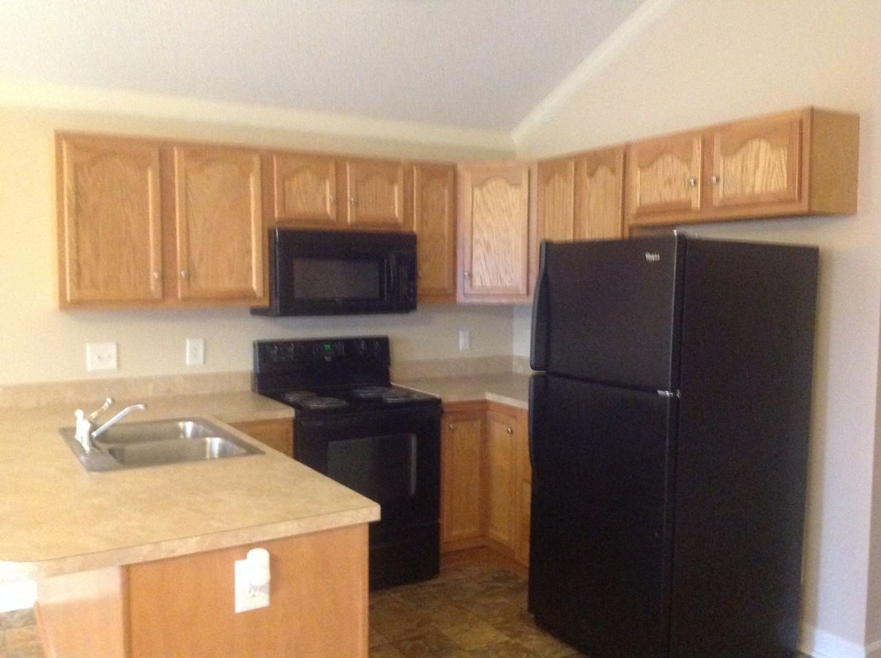 1306 Hardesty Ln - Photo 3 of 16